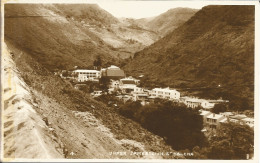 ST HELENA - UPPER JAMESTOWN - PUB. JUDGES LTD, HASTINGSREF #4  - FRENCH WAR SHIP " JEANNE D'ARC " - 1967 - Sainte-Hélène