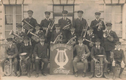 Druye * Carte Photo * Union Musicale Du Village * Fanfare Orchestre Musiciens Instruments De Musique - Andere & Zonder Classificatie