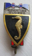 INSIGNE SAPEURS POMPIERS DRAGO PARIS SAPEUR POMPIER " COUM'INE ELOESE " HIPPOCAMPE  DOUBLES HACHES - Firemen