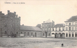 BELGIQUE - LESSINES - Place De La Station - Chien - Carte Postale Ancienne - Lessen