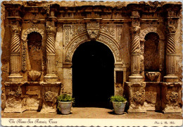 Texas San Antonio The Alamo Entrance - San Antonio