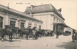 Blois * Parvis De La Gare * Attelage * Ligne Chemin De Fer - Blois