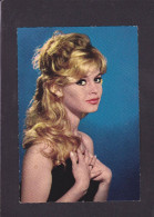 CPSM Bardot Brigitte Pin Up Format 10 X 15 Environ Voir Dos - Artiesten