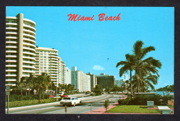Etats Unis - Florida - Growing Skyline Of Beauriful Hotels And Apartments Along Collins, Avenue Miami Beach - Miami Beach