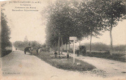 La Ferté Gaucher * Le Calvaire * Croisement Des Routes Nationales Et Départementales * Attelage - La Ferte Gaucher