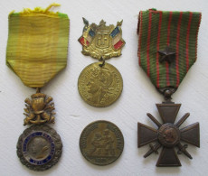 LOT MEDAILLES CROIX DU COMBATTANT 1914 1918 AVEC CITATION ( ETOILE )  MILITAIRE VALEUR ET DISCIPLINE SOUVENIR DE LA FETE - Frankrijk