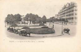 Dijon * Le Square De La Place Darcy * Attelage - Dijon