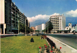 Grenoble * Le Boulevard Maréchal Foch * église St Georges - Grenoble