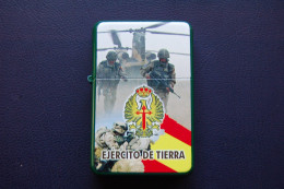 Meche-13. Mechero Imitación Zippo. Ejército De Tierra. Meche-13 - Mecheros (Pyrogenes)