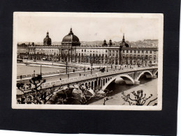 121090       Francia,     Lyon,    Pont  Wilson  Et  L"Hotel-Dieu,   VG   1950 - Lyon 9