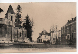 Carte Postale Ancienne Mazières En Gatine - Place De L'Eglise - Mazieres En Gatine