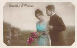 COUPLES - Homme Tient La Main De Sa Femme - Paroles D'amour - Carte Postale Ancienne - Koppels