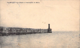 ZEEBRUGGE - Le Phare à L'extrémité Du Môle - Carte Postale Ancienne - Zeebrugge