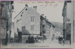 C. P. A. : 25 : SAINT-HIPPOLYTE : La Grande Rue, Chevaux à La Fontaine, En 1917 - Saint Hippolyte