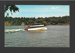 THOUSAND ISLANDS - ONTARIO - Bateau D'excursion American Adoris  à Chaque Heure - Thousand Islands