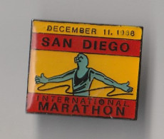 PIN'S THEME ATHLETISME  MARATHON DE SAN DIEGO - Athlétisme