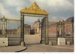 CARTOLINA  VERSAILLES,ILE-DE-FRANCE,FRANCIA-ENTRE DU CHATEAU-LA GRILLE D'HONNEUR-VIAGGIATA 1975 - Ile-de-France