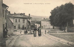 Vandoeuvre * La Place De L'église Et Le Tilleul * Arbre * Villageois - Vandoeuvre Les Nancy