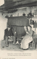 Landes * Intérieur Landais * Soirée D'hiver * Femme Fileuse , Homme égrène Du Maïs * Types Personnages - Autres & Non Classés