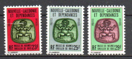 Col34 Nouvelle Calédonie Service N° 31 à 33 Neuf XX MNH  Cote : 4,50€ - Dienstmarken