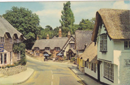 Cpa -GB- Cowes -- Shanklin Old Village - Cowes