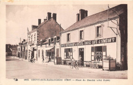 18-NEUVY-SUR-BARANGEON- PLACE DU MARCHE ( CÔTE OUEST ) - Sonstige & Ohne Zuordnung