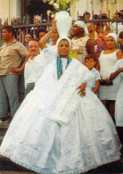 Salvador De Bahia - Femme Dans Un Costume Traditionnel - Salvador De Bahia