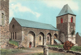 Aubrac * Route Et église Romane - Autres & Non Classés