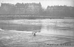 Paris * 7ème * Carte Photo * Vue Sur Le Pont De L'alma Pendant Les Inondations * Crue - Inondations De 1910