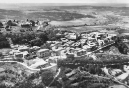 Ventabren * Vue Générale Aérienne Du Village * Au Fond étang De Berre - Autres & Non Classés