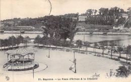 FRANCE - 64 - BAYONNE - La Place D'Armes & La Citadelle - Carte Postale Ancienne - Bayonne