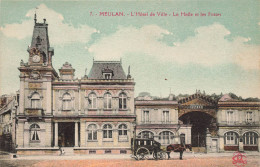 Meulan * L'hôtel De Ville * La Halle Et Les Postes * Attelage - Meulan