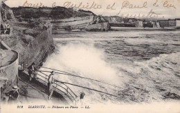 FRANCE - 64 - BIARRITZ - Pêcheurs Au Phare - Carte Postale Ancienne - Biarritz
