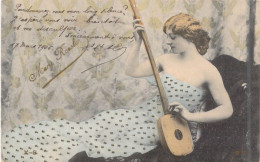 FANTAISIE - Femme - Robe - Instrument - Carte Postale Ancienne - Femmes