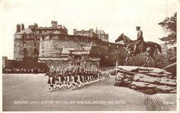 ECOSSE - Edinburgh - Castle, Scottish National War Memorial, And Earl Haig Statue - Carte Postale Ancienne - Other & Unclassified