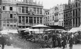 BELGIQUE BRUXELLES GRAND PLACE MARCHE AUX FLEURS - Markten