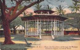 Nouvelle Calédonie - Nouméa - Place Des Cocotiers Et Kiosque De Musique - Coll. Bro - Colorisé - Carte Postale Ancienne - Nieuw-Caledonië