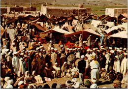 (4 P 36) Maroc - Imitchil Souk / Market / Marché (and Fiesta) - Marchés