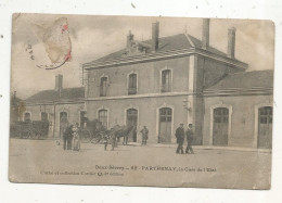 JC, Cp, Chemin De Fer ,LA GARE DE L'ETAT, 79 , PARTHENAY ,  Attelage ,voyagée 1906 - Stazioni Senza Treni