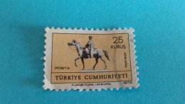 TURQUIE - TÛRKIYE - Timbre 1972 : Monuments - Statue équestre De Mustafa Kémal ATATÜRK - Oblitérés