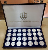Coffret De Monnaies En Argent - Souvenir Des Jeux Olympiques De Montréal En 1976 - Poids Supérieur à Un Kilo D'argent - Canada