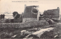 FRANCE - 22 - ILE DE BREHAT - Vieille Chaumière  - Carte Postale Ancienne - Ile De Bréhat