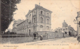 FRANCE - 49 - BEAUFORT EN VALLEE - Ecole Libre De Jeunes Filles - Edit Taugourdeau - Carte Postale Ancienne - Sonstige & Ohne Zuordnung