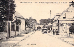 FRANCE - 60 - PIERREFONDS - Rue De Compiègne Et L'entrée De La Forêt - Edit Vesque - Carte Postale Ancienne - Pierrefonds