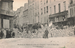 France - Paris - Barricade De L'entrée De La Rue De La Roquette - Paris 18 Mars 1971 - Animé  -  Carte Postale Ancienne - Other & Unclassified