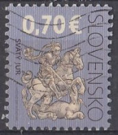 SLOVAKIA 653,used,falc Hinged - Usados