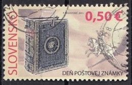 SLOVAKIA 673,used,falc Hinged - Oblitérés