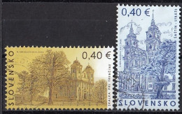 SLOVAKIA 688-689,used,falc Hinged - Usati