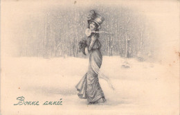 ILLUSTRATEUR SIGNEE VIENNE - Bonne Année - Femme - Longue Robe - Neige - Carte Postale Animée - Vienne