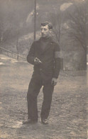 Photographie - Militaria -  Militaire En Uniforme - Cigarette - Carte Postale Animée - Photographs